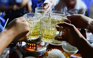 Quản lý đồ uống có cồn tại Việt Nam: Trông người lại ngẫm đến ta
