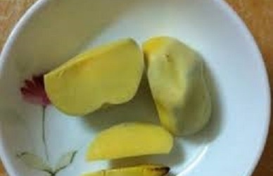 Xác minh trứng gà bóp không vỡ, đốt cháy khét