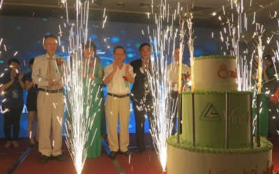 Vina-link: Kỷ niệm 8 năm thành lập