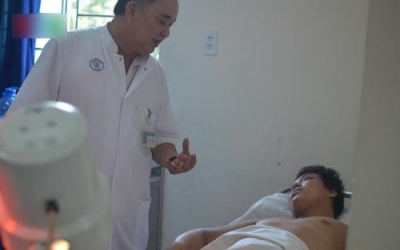 Công nhân bị vùi trong kho lạnh phải cắt vùng hoại tử