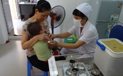 Tại sao phải tiêm nhắc lại cho trẻ?