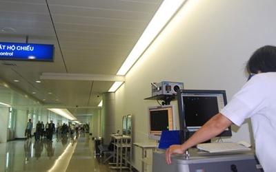 Sân bay Tân Sơn Nhất ngăn chặn dịch Ebola