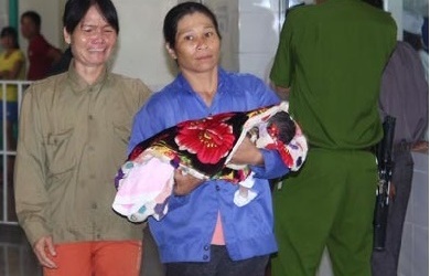 Gia hạn tạm giam y tá Thuận vì vụ 3 trẻ tử vong