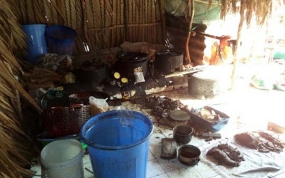 Hãi hùng khô bò đen làm từ phổi heo