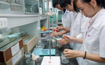 Hai mặt của tự chủ tài chính trong bệnh viện công