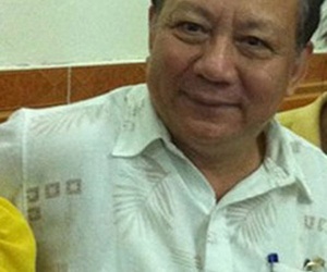 Tạm đình chỉ công tác Phó giáo sư vụ mua bằng Tiến sỹ giá 200 triệu