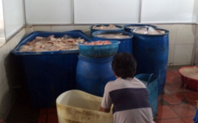 Phát hiện thêm một doanh nghiệp chế biến thực phẩm “bẩn'