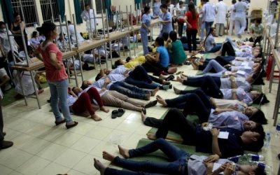 40 công nhân ngộ độc sau bữa ăn trưa