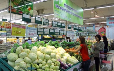 Báo động thực phẩm không đảm bảo trong các siêu thị