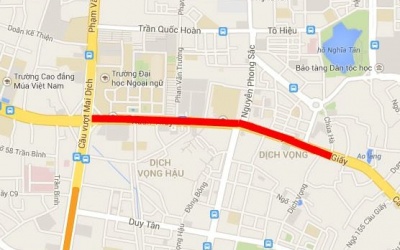 Hà Nội đột ngột cấm ô tô trên trên tuyến Xuân Thủy-Phạm Hùng