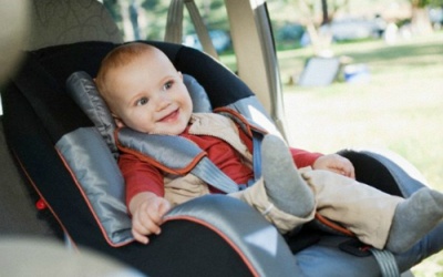 Cảnh giác với ổ vi khuẩn gây bệnh trong xe ô tô