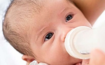 Hàng nghìn trẻ em mắc bệnh do dị ứng sữa bò