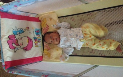 Em bé đầu tiên ra đời từ tinh trùng bị dị dạng