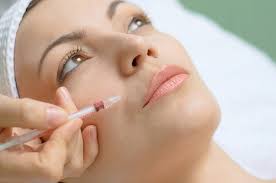 Tiêm botox dễ làm bạn trẻ ‘vô cảm’