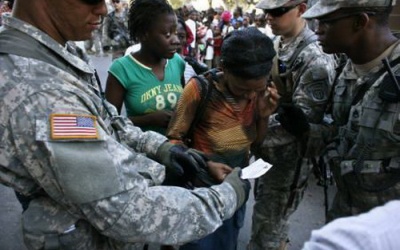 Mỹ đưa thiết bị đến bệnh viện chống Ebola ở Liberia