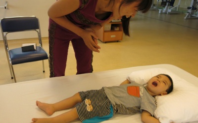 Bệnh nhi bại não được chữa bằng tế bào gốc