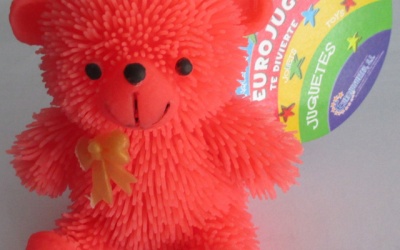 Thu hồi gấu bông Trung Quốc gây nghẹt thở cho trẻ