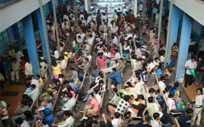 Bệnh viện công-tư: Nên “bắt tay” để giảm tải