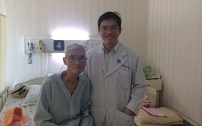 Cứu sống cụ ông bị phình động mạch chủ bụng