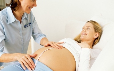 U nang buồng trứng khi mang thai: Nếu cần phải mổ ngay