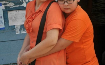 Cậu bé 11 tuổi dũng cảm hiến tủy xương cứu cha bị bạch cầu