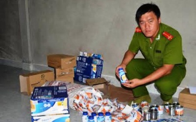 Thay nhãn sữa để đẩy giá cao hơn