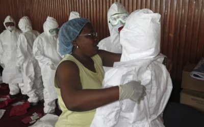 Vương quốc Anh kêu gọi sự trợ giúp quốc tế chống lại Ebola