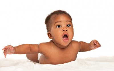 Kiện vì bị gửi nhầm tinh trùng khác màu da