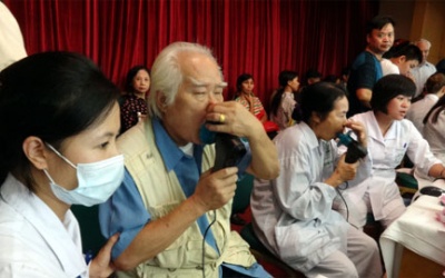 Khám và tư vấn miễn phí bệnh phổi tắc nghẽn mạn tính