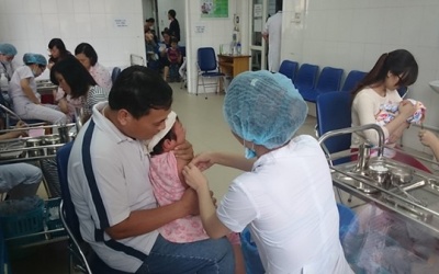 Hà Nội triển khai tiêm miễn phí vaccine Sởi - Rubella đợt 1