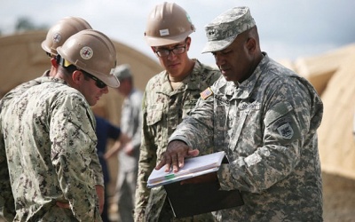 Ebola: Mỹ cách ly các binh sỹ trở về từ vùng dịch