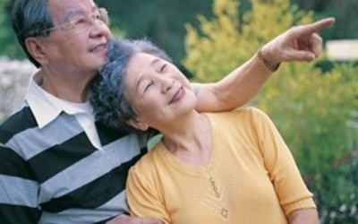 Tự phục hồi – Phương pháp mới chăm sóc người cao tuổi sa sút trí tuệ