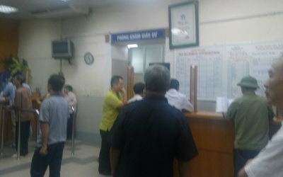 Khám giáo sư: 4 phút chớp nhoáng! 