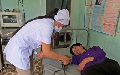 Đìu hiu khám bảo hiểm tại trạm y tế