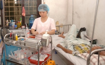 Phấn đấu 90% số người nhiễm HIV được điều trị