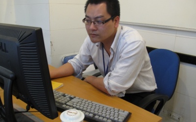 Gia tăng nguy cơ cận thị ở giới văn phòng