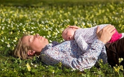 Tắm nắng đúng cách cho trẻ vào mùa đông