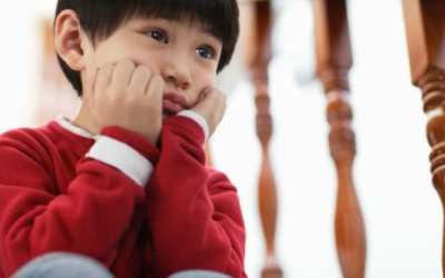 Vì sao con tôi bị tự kỷ?