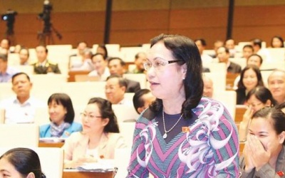 Kiểm tra phân bón bằng miệng thì kiểm tra thuốc sâu bằng gì?