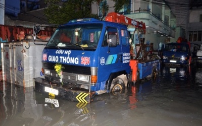 Sài Gòn ngập nặng 2 ngày liên tiếp
