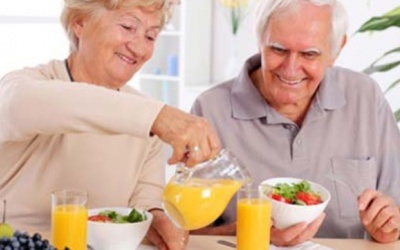 Bảo vệ sức khỏe người cao tuổi mùa đông