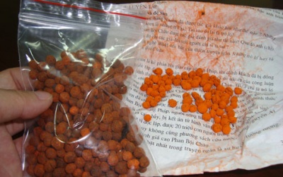 Uống thuốc cam, bé 6 tháng tuổi bị ngộ độc chì