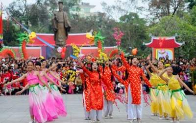 Chính phủ duyệt phương án nghỉ Tết Ất Mùi 9 ngày 