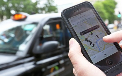 Taxi Uber: Phải làm gì để không cấm? 