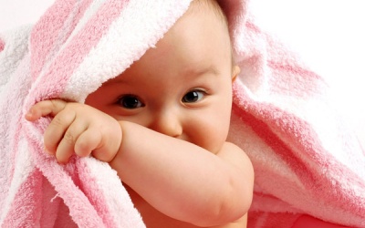 Mẹo hay trị da khô nẻ cho bé trong mùa đông