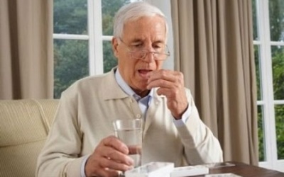 Người cao tuổi uống bổ sung calci như thế nào?