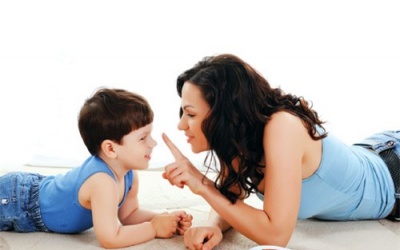 Dạy con kỹ năng đối phó với người lạ