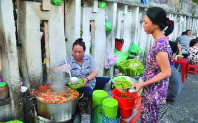 Thức ăn đường phố: “Sắp” an toàn!