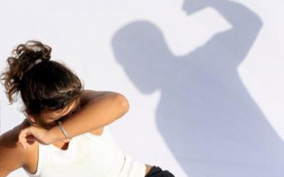 Lỗ hổng pháp lý 'bớt quyền' của người bị bạo hành