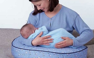 Trẻ sơ sinh chỉ sữa là đủ?